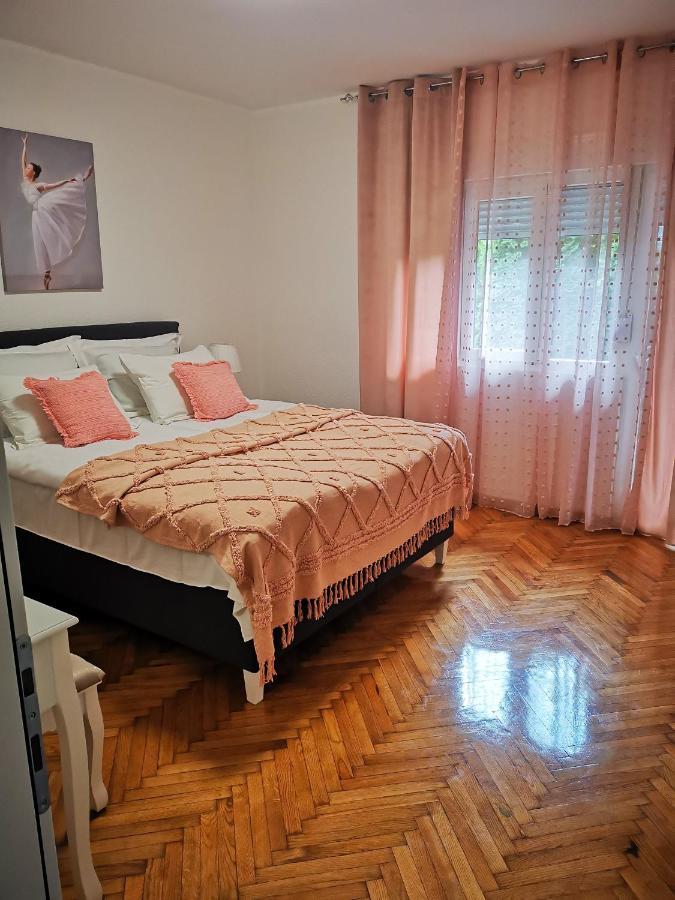 Hotel Kuca Jeka à Vrnjačka Banja Extérieur photo