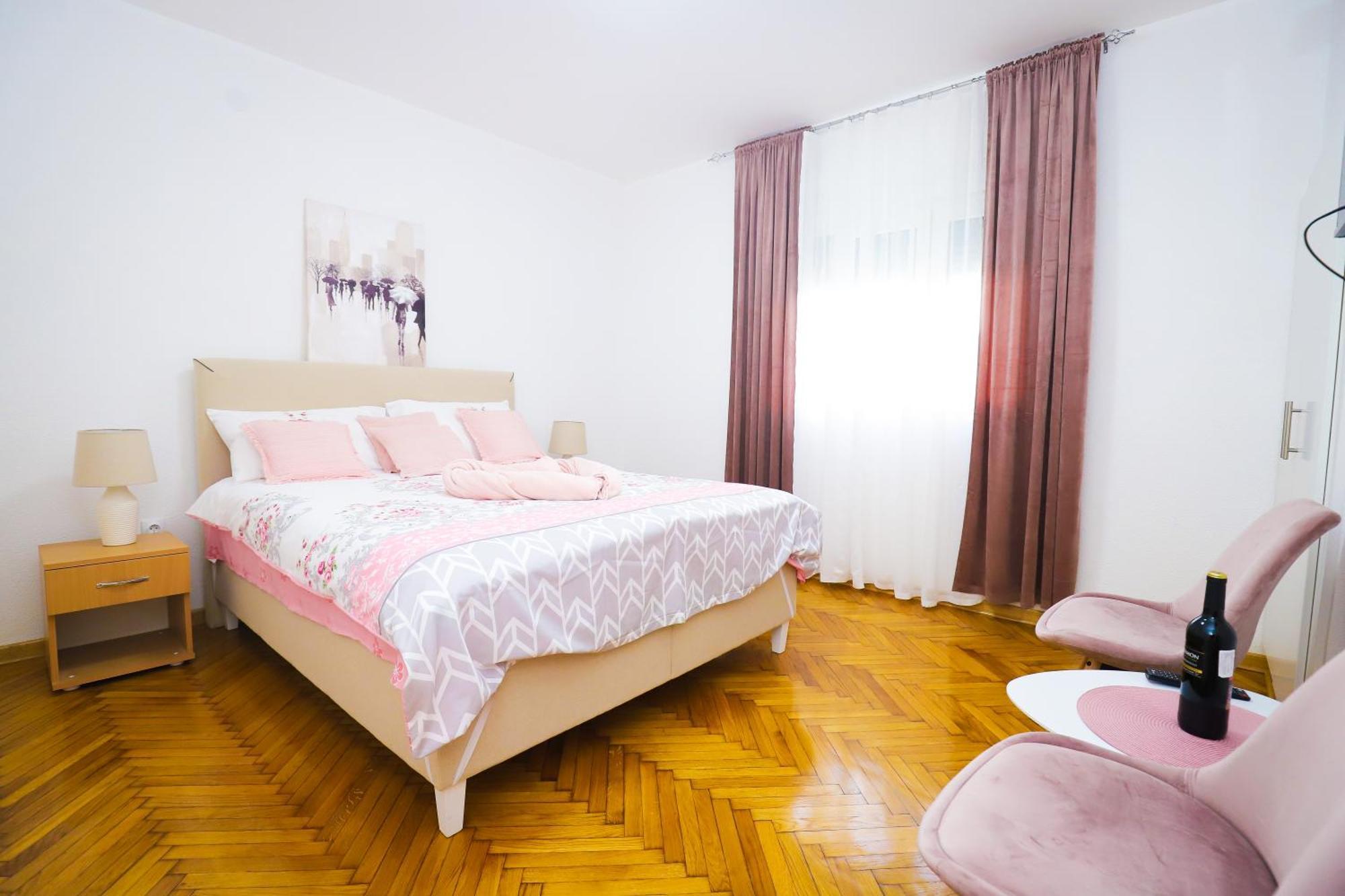 Hotel Kuca Jeka à Vrnjačka Banja Extérieur photo