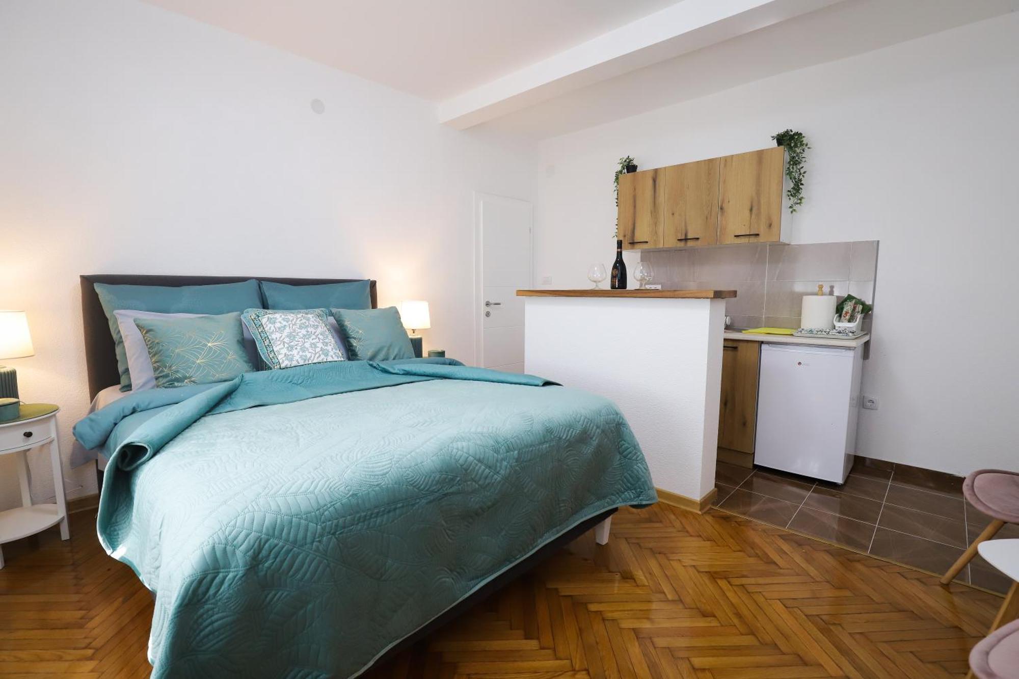Hotel Kuca Jeka à Vrnjačka Banja Extérieur photo
