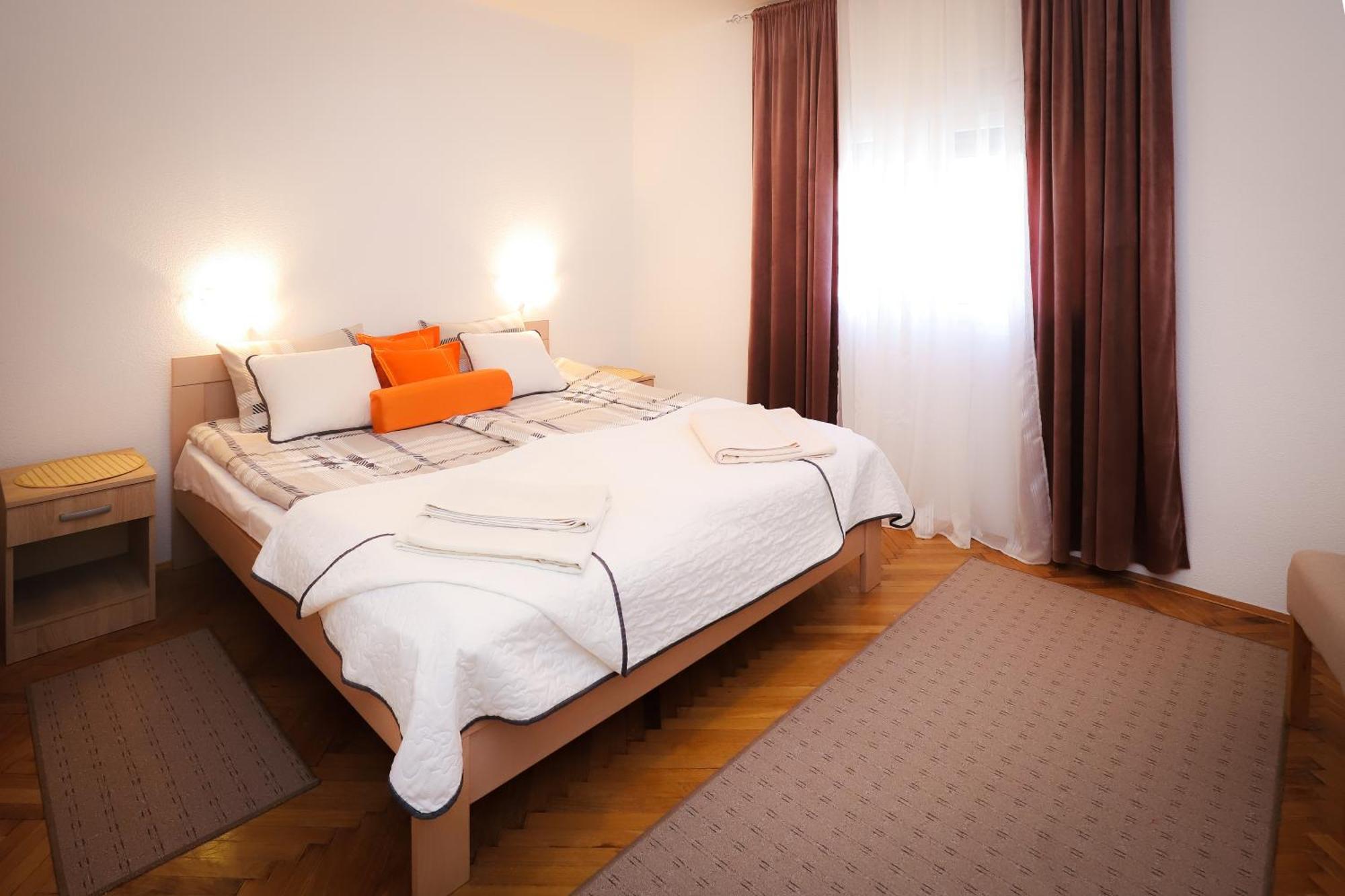 Hotel Kuca Jeka à Vrnjačka Banja Extérieur photo