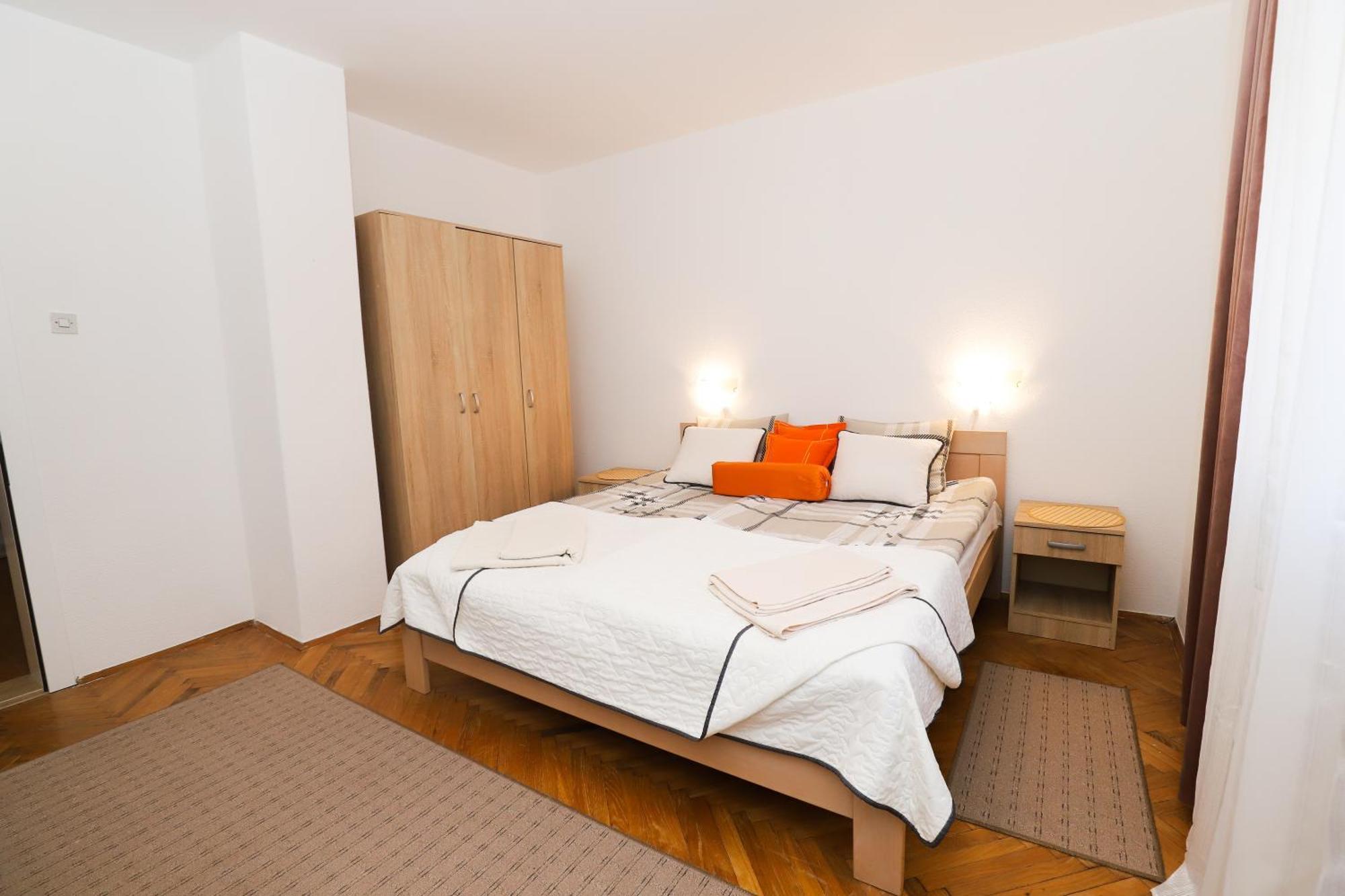 Hotel Kuca Jeka à Vrnjačka Banja Extérieur photo