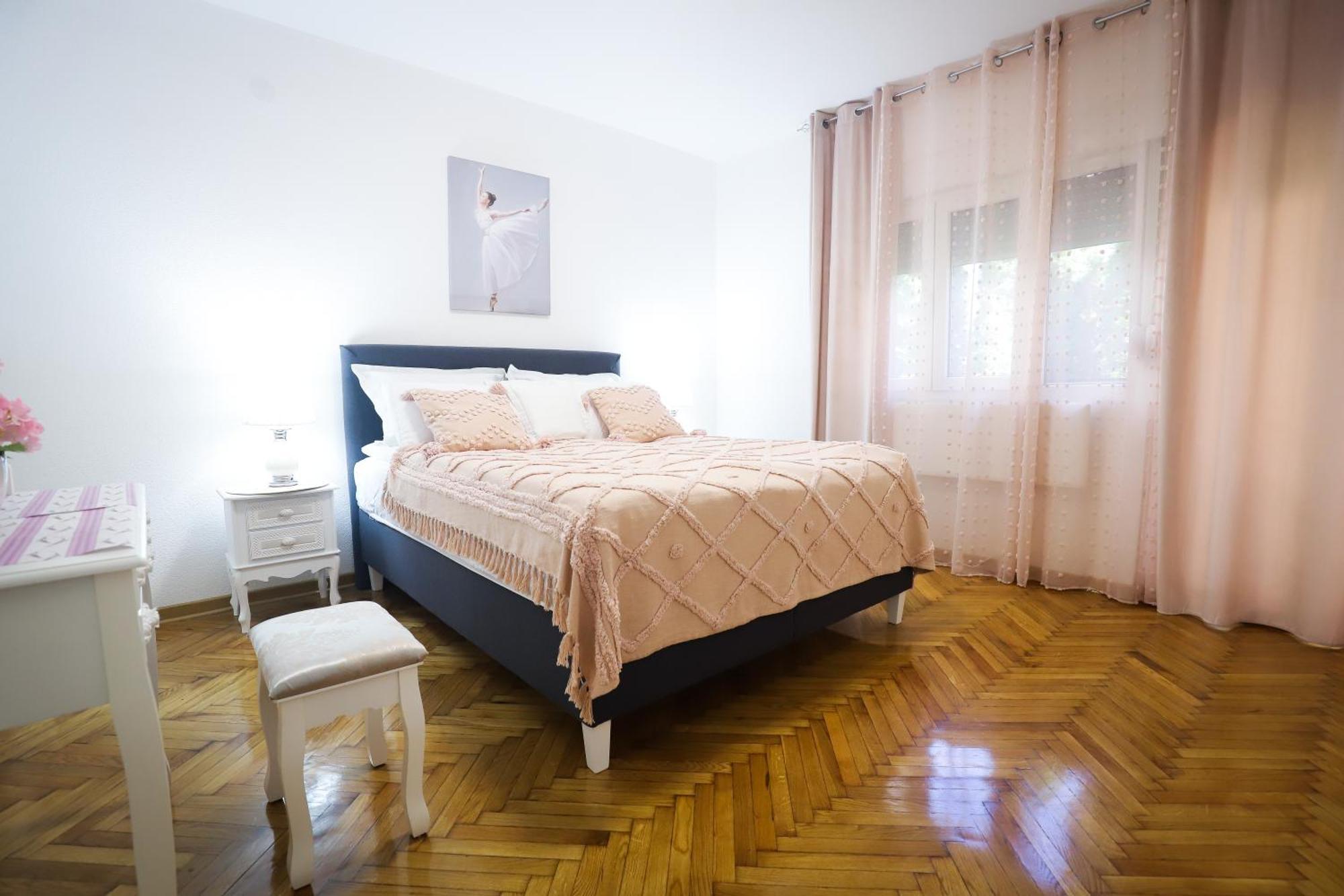 Hotel Kuca Jeka à Vrnjačka Banja Extérieur photo