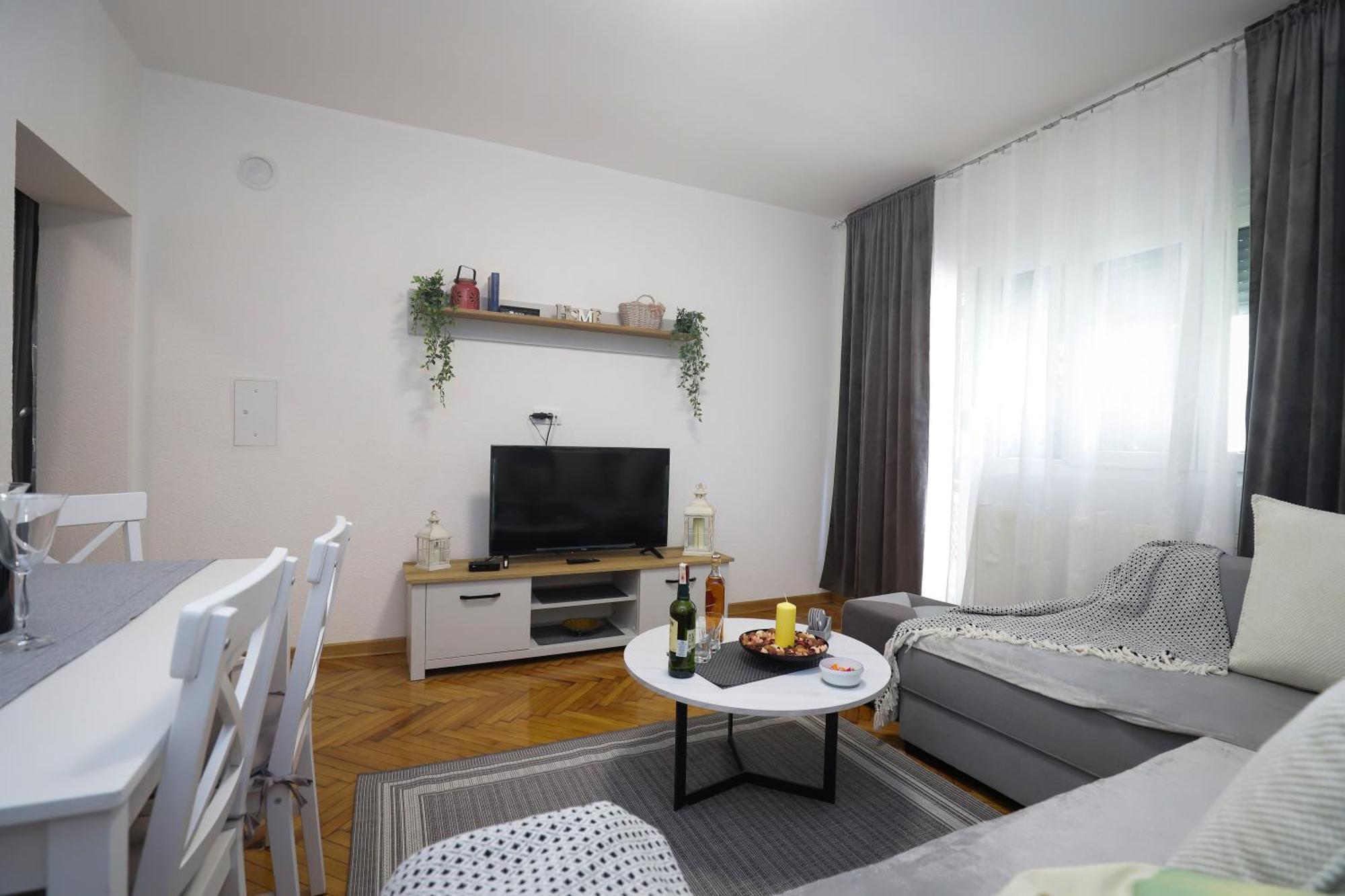 Hotel Kuca Jeka à Vrnjačka Banja Extérieur photo