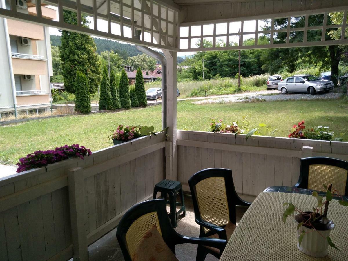 Hotel Kuca Jeka à Vrnjačka Banja Extérieur photo